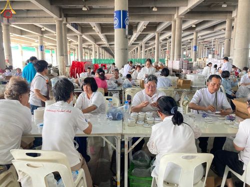 ภาพ No.61385:V.36 ทุ่มเทเพื่อพ่อ 80 ปี ภาพการเตรียมงานของหน่วยงานต่างๆ เพื่อพิธีฉลองอายุวัฒนมงคล 80 ปี หลวงพ่อธัมมชโย และรับถวายมหาสังฆทาน 10,000 กว่าวัดทั่วประเทศ ในวันคุ้มครองโลก จันทร์ที่ 22 เมษายน พ.ศ.2567