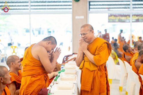 ภาพ No.225964:วันเสาร์ที่ 24 พฤษภาคม พ.ศ. 2568 พิธีถวายสังฆทาน 323 วัด ปีที่ 21 ครั้งที่ 177 พิธีมอบกองทุนหนุนแรงใจช่วยครูใต้ ปีที่ 18 ครั้งที่ 141 และพิธีทำบุญอุทิศส่วนกุศลให้ผู้วายชนม์ ณ ศูนย์ปฏิบัติธรรมภาคใต้ จ.สงขลา