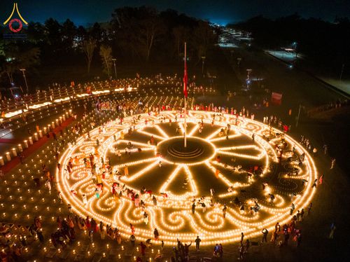 ภาพ No.210523:วันเสาร์ที่ 8 มีนาคม พ.ศ. 2568 พิธีจุดประทีป โครงการบรรพชาสามเณรชาวเนปาล 500 รูป ณ ชาตสถานอุทยานลุมพินีวัน ที่ประสูติขององค์สมเด็จพระสัมมาสัมพุทธเจ้า ลุมพินี ประเทศเนปาล