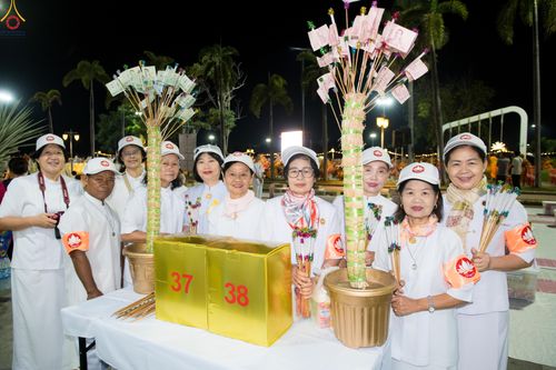 ภาพ No.282465:วันที่ 19 -20 ธันวาคม พ.ศ.2568 เบื้องหลังความสำเร็จ ของการจัดงานตักบาตร พระ 10,000 รูป Skywalk กาญจนบุรี