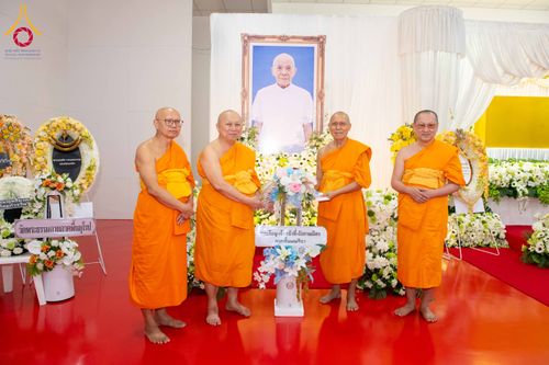 ภาพ No.314886:วันอาทิตย์ที่ 22 มีนาคม พ.ศ. 2569 พิธีบำเพ็ญกุศล คุณพ่อณรงค์ จินตมากุล  สิริอายุ 99 ปี 11 เดือน โยมบิดา พระครูปลัดรัตนวีรวัฒน์ (รังสฤษดิ์ อิทฺธิจินตโก) ที่ปรึกษาเจ้าคณะจังหวัดปทุมธานี เจ้าอาวาสวัดพระธรรมกาย  ณ ห้องปลูกศรัทธา 2 วัดพระธรรมกาย ปทุมธานี