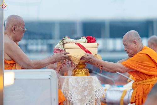 ภาพ No.324119:วันที่ 22 เมษายน พ.ศ.2569 (วันคุ้มครองโลก) พิธีถวายมหาสังฆทาน 40,000 กว่าวัดทั่วประเทศ ณ ลานธรรม พระมหาธรรมกายเจดีย์ วัดพระธรรมกาย