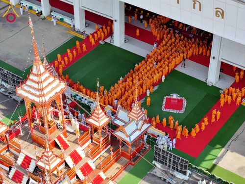 ภาพ No.316655:วันอาทิตย์ที่ 29 มีนาคม พ.ศ. 2569 พิธีทอดผ้าบังสุกุลและพิธีชำระร่าง โยมพ่อณรงค์ จินตมากุล  สิริอายุ 99 ปี 11 เดือน โยมบิดา พระครูปลัดรัตนวีรวัฒน์ (รังสฤษดิ์ อิทฺธิจินตโก) ที่ปรึกษาเจ้าคณะจังหวัดปทุมธานี เจ้าอาวาสวัดพระธรรมกาย  ณ ฌาปนสถานชั่วคราว ทางเข้า 