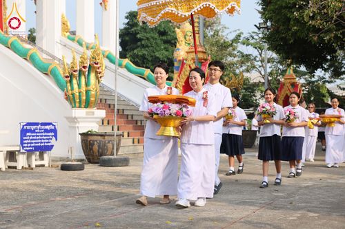 ภาพ No.300324:วันที่ 22 มกราคม พ.ศ. 2569 พิธีทอดผ้าป่าทำนุบำรุงศาสนสถาน ณ วัดรางกำหยาด ต.บางภาษี อ.บางเลน จ.นครปฐม ในโครงการธรรมยาตรา กตัญญูบูชา มหาปูชนียาจารย์ พระมงคลเทพมุนี(สด จนฺทสโร) พระผู้ปราบมาร อนุสรณ์สถาน 7 แห่ง ปีที่ 14