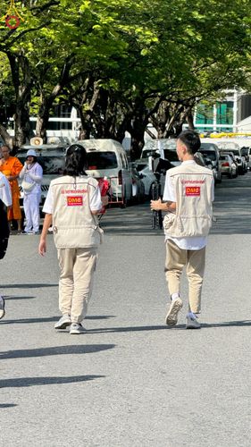 ภาพ No.105954:V.2 ทุ่มเท การเตรียมงาน เก็บงาน การรับบุญของเจ้าหน้าที่หน่วยงานต่างๆ เพื่อโครงการธรรมยาตรา กตัญญูบูชามหาปูชนียาจารย์ พระมงคลเทพมุนี (สด จนฺทสโร) พระผู้ปราบมาร อนุสรณ์สถาน 7 แห่ง ปีที่ 12 ระหว่างวันที่ 2 - 31 มกราคม พ.ศ.2567