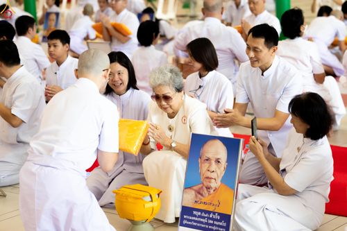 ภาพ No.338795:วันที่ 11 กรกฎาคม พศ.2569 พิธีบรรพชาอุปสมบท โครงการอุปสมบทหมู่ธรรมทายาทนานาชาติ  IDOP รุ่นที่ 21 (ภาษาจีน)  จากประเทศจีน มาเลเซีย สิงคโปร์ และไต้หวัน , โครงการบรรพชาสามเณรโรงเรียนนานาชาติ รุ่นที่ 15