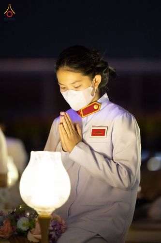 ภาพ No.81896:พิธีจุดวิสาขประทีปและเวียนประทักษิณ เนื่องในวันวิสาขบูชา วันเสาร์ที่ 3 มิถุนายน 2566 ณ ลานธรรมพระมหาธรรมกายเจดีย์ วัดพระธรรมกาย จ.ปทุมธานี