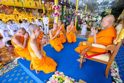 ภาพ No.90493:พิธีอัญเชิญพระบรมสารีริกธาตุประดิษฐาน ณ เจดีย์ศรีสองรัก วัดเก่าเขาน้อย อ.ปากน้ำปราณ จ.ประจวบคีรีขันธ์ วันที่ 3 ตุลาคม พ. ศ. 2566