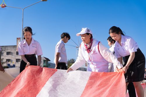 ภาพ No.281467:วันเสาร์ที่ 27 ธันวาคม พ.ศ.2568 พิธีตักบาตรพระ ๑,๐๐๐ รูป   เพื่อความเป็นสิริมงคลแก่ชีวิตและแผ่นดินไทย  มหากุศลครั้งยิ่งใหญ่แห่งปี ส่งท้ายปีเก่า ต้อนรับปีใหม่  ณ ถนนหน้าที่ว่าการอำเภอภูเรือ จังหวัดเลย