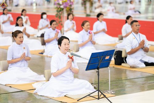 ภาพ No.286428:วันอาทิตย์ที่ 13 กรกฎาคม พ.ศ.2568 พิธีปฎิบัติธรรม และพิธีจุดเทียนใจ ไฟนิรันดร์ อนันตชัย ณ สภาธรรมกายสากล วัดพระธรรมกาย