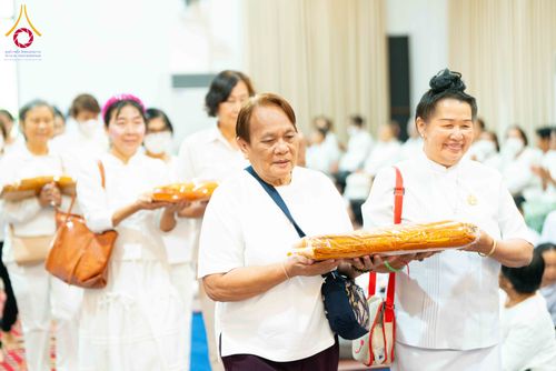 ภาพ No.304916:วันที่ 28 มกราคม พ.ศ. 2569 พิธีทอดผ้าป่าทำนุบำรุงศาสนสถาน ณ วัดบัวแก้วเกษร อ.ลาดหลุมแก้ว จ.ปทุมธานี ในโครงการธรรมยาตรา กตัญญูบูชา มหาปูชนียาจารย์ พระมงคลเทพมุนี(สด จนฺทสโร) พระผู้ปราบมาร อนุสรณ์สถาน 7 แห่ง ปีที่ 14