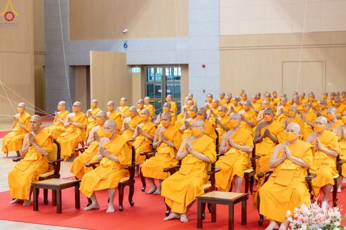 ภาพ No.84769:พิธีบรรจุพระบรมสารีริกธาตุภายในเกตุดอกบัวตูม องค์พระประธาน ณ ห้องแก้วสารพัดนึก 2 วัดพระธรรมกาย ในวันอาสาฬหบูชา อังคารที่ 1 สิงหาคม พ.ศ.2566