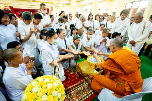 ภาพ No.295781:วันที่ 16 มกราคม พ.ศ. 2569 พิธีทอดผ้าป่าทำนุบำรุงศาสนสถาน ณ วัดบางรักใหญ่ อ.บางบัวทอง จ.นนทบุรี อนุสรณ์สถานลำดับที่ 4 สถานที่เกิดด้วยกายธรรม ในโครงการธรรมยาตรา กตัญญูบูชา มหาปูชนียาจารย์ พระมงคลเทพมุนี(สด จนฺทสโร) พระผู้ปราบมาร อนุสรณ์สถาน 7 แห่ง ปีที่ 1