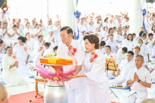 ภาพ No.327280:วันศุกร์ที่ 1 พฤษภาคม พ.ศ.2569 พิธีทอดผ้าป่า โปรยรัตนชาติ ตอกเสาเข็มมงคลต้นแรก สถาปนา “องค์พระเจดีย์เพื่อสร้างสันติภาพโลก” (แห่งแรกของภาคอีสาน) ณ ธุดงคสถานอำนาจเจริญ  อ.เมือง จ.อำนาจเจริญ