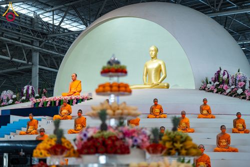 ภาพ No.126631:พิธีบูชาข้าวพระ ในวันอาทิตย์ต้นเดือนที่ 3 มีนาคม พ.ศ. 2567 ณ วัดพระธรรมกาย จ.ปทุมธานี