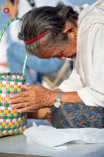 ภาพ No.250548:วันพุธที่ 8 ตุลาคม พ.ศ. 2568 พิธีตักบาตรเทโวโรหณะ ณ ลานธรรมปทุมรัตน์ธรรมเจดีย์ พุทธอุทยานนานาชาติ อ.โพนพิสัย จ.หนองคาย