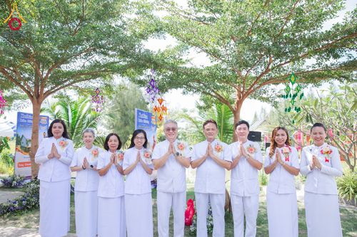 ภาพ No.174908:พิธีทอดกฐิน ศูนย์ปฏิบัติธรรมท่าม่วง ต.ทุ่งทอง อ.ท่าม่วง จ.กาญจนบุรี ในโครงการกฐินสามัคคีทั่วไทย 30,000 วัด บูชาธรรม 80 ปี หลวงพ่อธัมมชโย โดยคณะศิษยานุศิษย์วัดพระธรรมกาย วันที่ 9 พฤศจิกายน พ.ศ. 2567