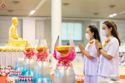 ภาพ No.88957:พิธีทอดผ้าป่าสมทบกฐินครั้งที่ 2 วันศุกร์ที่ 29 กันยายน พ.ศ. 2566 วันเพ็ญขึ้น 15 ค่ำ เดือน 10 ณ ห้องแก้วสารพัดนึก 1 วัดพระธรรมกาย