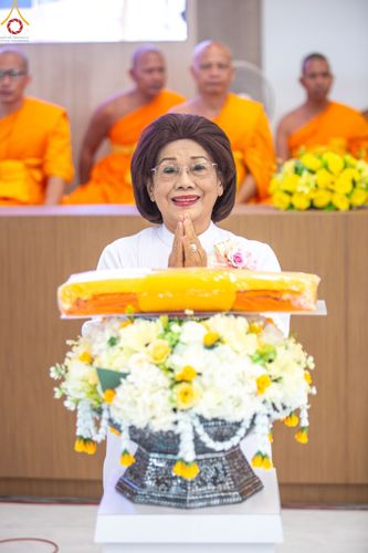 ภาพ No.128865:พิธีทอดผ้าป่าฉลองมหารัตนเจดีย์สิริปทุมสวรรค์ ณ ศูนย์ปฏิบัติธรรมภาคใต้ อ.บางกล่ำ จ.สงขลา วันที่ 10 มีนาคม พ.ศ. 2567