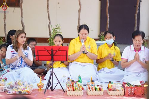 ภาพ No.61077:สามเณรออกบิณฑบาต และกิจกรรมอบรมสามเณร ในโครงการบรรพชาสามเณรฟื้นฟู พระพุทธศาสนาทั่วไทย ณ ศูนย์อบรมที่พักสงฆ์บ้านร่มเย็น จ.นราธิวาส วันที่ 2-15 เมษายน พ.ศ. 2567