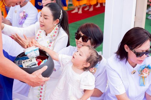 ภาพ No.234607:วันอาทิตย์ที่ 20 กรกฎาคม  พ.ศ.2568 พิธีทอดผ้าป่าภาคพื้นอเมริกา พิธีเจริญพระพุทธมนต์ ฉลองอาคารแก้วธรรมชัยรัตนอนันต์ วัดพระธรรมกายเทนเนสซี ประเทศสหรัฐอเมริกา