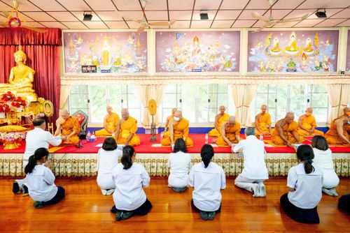 ภาพ No.195700:พิธีทอดผ้าป่าทำนุบำรุงศาสนสถาน ณ วัดคู้สลอดวุฒิโสภณ ต.คู้สลอด อ.ลาดบัวหลวง จ.พระนครศรีอยุธยา ในโครงการธรรมยาตรา กตัญญูบูชา มหาปูชนียาจารย์ พระมงคลเทพมุนี(สด จนฺทสโร) พระผู้ปราบมาร อนุสรณ์สถาน 7 แห่ง ปีที่ 13 วันที่ 13 มกราคม พ.ศ. 2568