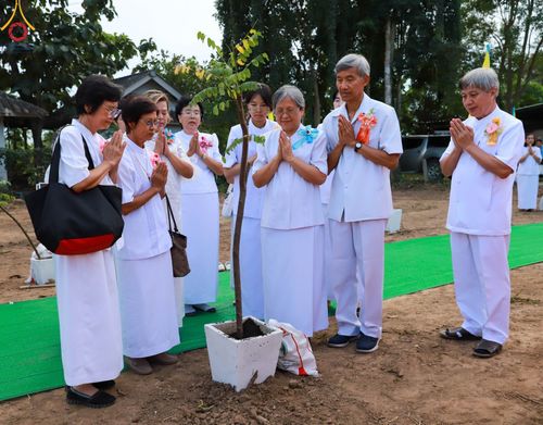 ภาพ No.94328:พิธีทอดกฐินสามัคคี เพื่อขยายที่ดินและสร้างบ้านพักอาสาสมัครเยาวชน ณ ศูนย์ปฏิบัติธรรมดอยหล่อ อ.ดอยหล่อ จ.เชียงใหม่ วันอาทิตย์ที่ ๑๒ พฤศจิกายน พ.ศ. ๒๕๖๖