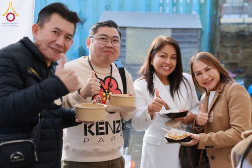 ภาพ No.173115:พิธีกฐินปุญญรังสีเศรษฐี ณ วัดพระธรรมกายนิวคาสเซิล สหราชอาณาจักร วันอาทิตย์ที่ 27 ตุลาคม พ.ศ. 2567