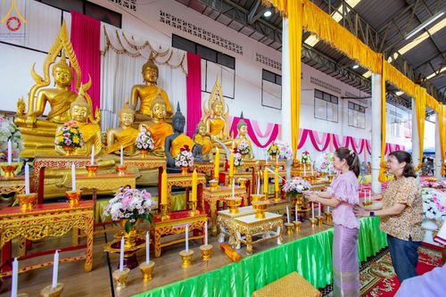 ภาพ No.167069:พิธีทอดกฐิน ณ วัดอัยยิการาม จ.ปทุมธานี ในโครงการกฐินสามัคคีทั่วไทย 30,000 วัด บูชาธรรม 80 ปี หลวงพ่อธัมมชโย โดยคณะศิษยานุศิษย์วัดพระธรรมกาย วันที่ 23 ตุลาคม พ.ศ. 2567