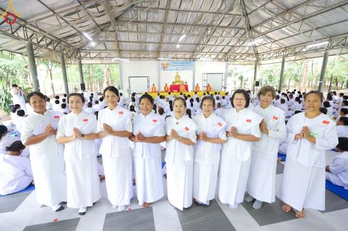 ภาพ No.155010:โครงการอุบาสกแก้ว อุบาสิกาแก้ว รุ่นที่ 2 ตัวแทนทอดกฐินสามัคคีทั่วไทย 30,000 วัด บูชาธรรม 80 ปี หลวงพ่อธัมมชโย จังหวัดบุรีรัมย์ ระหว่างวันที่ 13-15 กันยายน พ.ศ. 2567