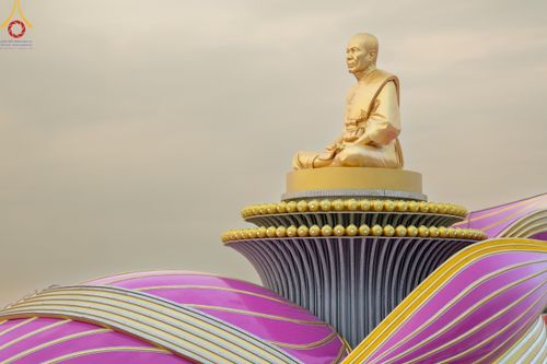 ภาพ No.118473:พิธีตักบาตรพระธรรมยาตรา ปีที่ 12 ณ อนุสรณ์สถานลำดับที่ 5 สถานที่เผยแผ่วิชชาธรรมกายครั้งแรก อนุสรณ์สถานบางปลา จ.นครปฐม วันที่ 25 มกราคม พ.ศ. 2567