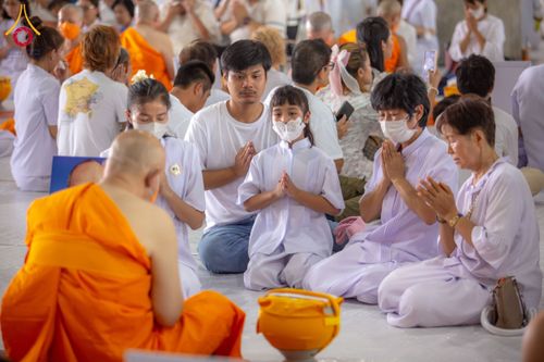 ภาพ No.62566:พิธีถวายบาตรเเละไทยธรรม ในโครงการอุปสมบทหมู่ บูชาธรรมหลวงพ่อธัมมชโย พ.ศ.2567 ณ ลานธรรม พระมหาธรรมกายเจดีย์ วันที่ 13 เมษายน พ.ศ.2567