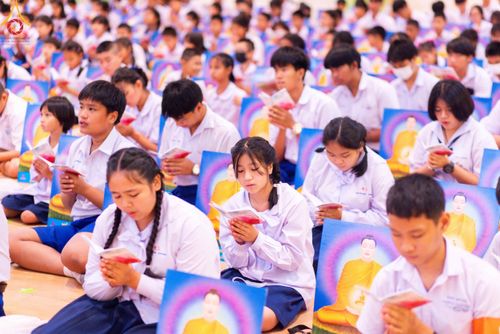 ภาพ No.103645:วันรวมพลังเด็กดี V-star ผู้นำฟื้นฟูศีลธรรมโลก จังหวัดสมุทรปราการ วันพุธที่ 20 ธันวาคม พ.ศ. 2566 ณ เมืองโบราณ จ.สมุทรปราการ