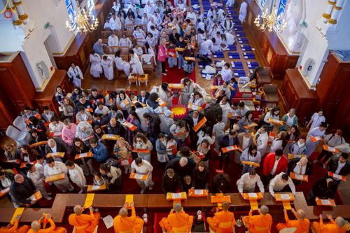 ภาพ No.270872:วันอาทิตย์ที่ 19 ตุลาคม พ.ศ. 2568 พิธีทอดกฐิน “หนึ่งไม่มีสอง” วัดพระธรรมกายนิวคาสเซิล เมืองนิวคาสเซิล ประเทศอังกฤษ 