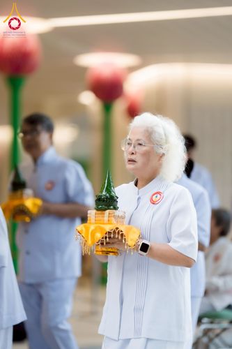 ภาพ No.244542:วันเสาร์ที่ 6 กันยายน พ.ศ. 2568 พิธีเวียนประทักษิณ และวันทาสีมาของนาคธรรมทายาท โครงการอุปสมบทหมู่บูชาธรรมครบรอบ 108 ปี วันครูผู้ค้นพบวิชชาธรรมกาย ณ โบสถ์พระไตรปิฎก วัดพระธรรมกาย