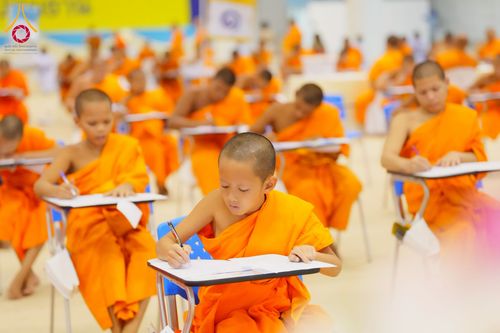 ภาพ No.219706:วันที่ 22-24 เมษายน พ.ศ. 2568 สอบบาลีสนามหลวง ครั้งที่ 2 คณะสงฆ์ภาค 1 (นนทบุรี, ปทุมธานี, สมุทรปราการ) สนามสอบวัดพระธรรมกาย อำเภอคลองหลวง จังหวัดปทุมธานี