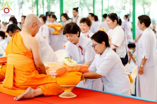 ภาพ No.223747:วันอาทิตย์ที่ 11 พฤษภาคม พ.ศ. 2568 พิธีอุปสมบทสามเณรเปรียญธรรมอุปสมบทอุทิศชีวิต 9 รูป อุบาสก 1 ท่าน ณ อุโบสถพระไตรปิฏกวัดพระธรรมกาย