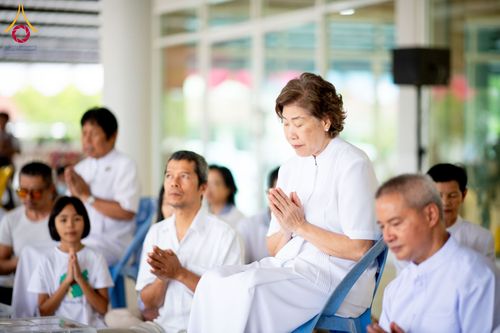 ภาพ No.156155:พิธีถวายสังฆทานแด่คณะสงฆ์ 323 วัด 4 จังหวัดชายแดนภาคใต้ ปีที่ 20 ครั้งที่ 173 พิธีมอบกองทุนหนุนแรงใจช่วยครูใต้ ปีที่ 17 ครั้งที่ 137 วันเสาร์ที่ 21 กันยายน พ.ศ.2567 ณ ศูนย์ปฏิบัติธรรมภาคใต้ อ.บางกล่ำ จ.สงขลา