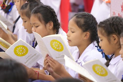 ภาพ No.203522:พิธีทอดผ้าป่าทำนุบำรุงศาสนสถาน ณ วัดตะเคียน ตำบลบางคูเวียง อำเภอบางกรวย จังหวัดนนทบุรี ในโครงการธรรมยาตรา กตัญญูบูชา มหาปูชนียาจารย์ พระมงคลเทพมุนี(สด จนฺทสโร) พระผู้ปราบมาร อนุสรณ์สถาน 7 แห่ง ปีที่ 13 วันที่ 29 มกราคม พ.ศ. 2568