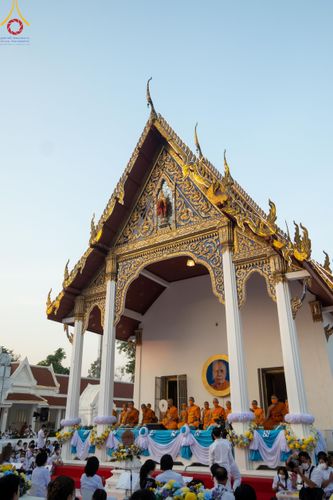 ภาพ No.116047:พิธีตักบาตรพระธรรมยาตรา ณ อนุสรณ์สถานลำดับที่ 4 สถานที่เกิดด้วยกายธรรม วัดโบสถ์(บน) จ.นนทบุรี วันที่ 21 มกราคม พ.ศ. 2567