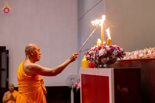 ภาพ No.256196:วันที่ 4 ตุลาคม พ.ศ. 2568 พิธีบรรพชาอุปสมบท  โครงการอุปสมบทหมู่บูชาธรรม 141 ปี  พระมงคลเทพมุนี (สด จนฺทสโร) ณ โบสถ์พระไตรปิฏก วัดพระธรรมกาย จ.ปทุมธานี