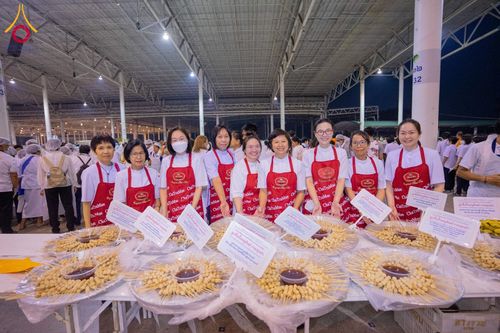 ภาพ No.121571:พิธีถวายภัตตาหารเป็นสังฆทาน แด่คณะพระธรรมยาตรา ปีที่ 12 วันที่ 31 มกราคม พ.ศ. 2567 ณ สภาธรรมกายสากล วัดพระธรรมกาย