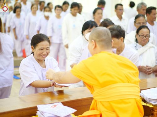 ภาพ No.157569:โครงการ อุบาสกแก้ว อุบาสิกาแก้ว รุ่นที่ 3 ตัวแทนทอดกฐินสามัคคีทั่วไทย 30,000 วัด ระหว่างวันที่ 20-22 กันยายน พ.ศ. 2567 ณ ศูนย์ปฏิบัติธรรมจันทบุรี