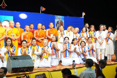 ภาพ No.212848:วันอาทิตย์ที่ 23 มีนาคม พ.ศ. 2568 ❖ คณะสงฆ์นานาชาติส่งมอบพระประธาน 108 องค์ ทั่วอินเดียรำลึกชาตกาล 134 ปี ดร.อัมเบดการ์