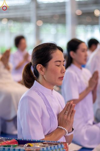 ภาพ No.149911:พิธีตักบาตร , พิธีปฎิบัติธรรม , พิธีถวายภัตตาหารเมนูสวรรค์ ในพรรษาแห่งการเข้าถึงธรรม วันธรรมชัย วันอังคารที่ 27 สิงหาคม พ.ศ.2567 ณ สภาธรรมกายสากล วัดพระธรรมกาย