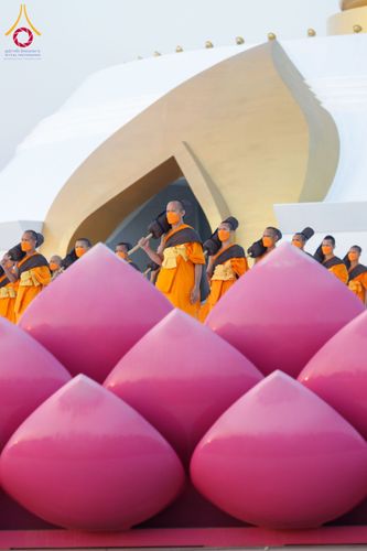 ภาพ No.116881:พระธรรมยาตราร่วมปฏิบัติธรรม และถ่ายภาพหมู่ประวัติศาสตร์ ปีที่ 12  วันที่ 21 มกราคม พ.ศ. 2567  ณ อนุสรณ์สถานบางปลา จ.นครปฐม