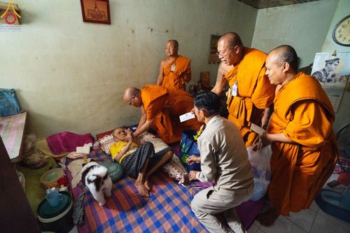 ภาพ No.88012:การลงพื้นที่ตรวจเยี่ยมและติดตามผลการดำเนินงาน โครงการสร้างความปรองดองสมานฉันท์ โดยใช้หลักธรรมทางพระพุทธศาสนา "หมู่บ้านรักษาศีล5" จังหวัดปทุมธานี