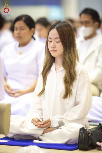 ภาพ No.209545:วันอาทิตย์ที่ 2 มีนาคม พ.ศ. 2568 พิธีบูชาข้าวพระ ณ สภาธรรมกายสากล วัดพระธรรมกาย