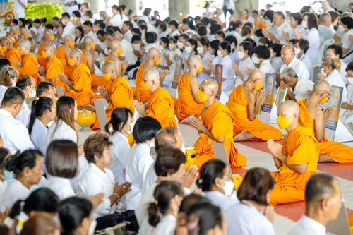 ภาพ No.84216:พิธีขอบรรพชา , พิธีขอสรณคมน์และศีล ,  พิธีรับบาตร , พิธีอุปสมบท ในโครงการบรรพชาอุปสมบทหมู่ธรรมทายาทรุ่นเข้าพรรษา และโครงการบรรพชาสามเณรโรงเรียนนานาชาติ รุ่นที่ 12 ณ โบสถ์พระไตรปิฎก วัดพระธรรมกาย วันที่ 22 กรกฎาคม พ.ศ. 2566