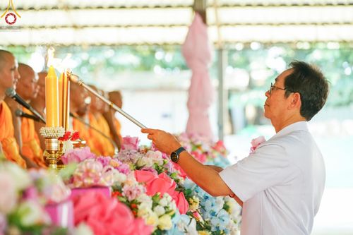 ภาพ No.172491:พิธีทอดกฐินเพื่อสร้าง "ลานเอนกประสงค์พญานาค 4 ตระกูล" วันที่ 15 พฤศจิกายน พ.ศ.2567 ณ พุทธอุทยานนานาชาติ อ.โพนพิสัย จ.หนองคาย